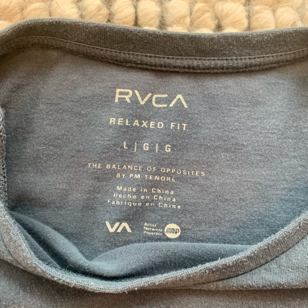 RVCA Relaxed Fit Tee - Picture 4 of 4
